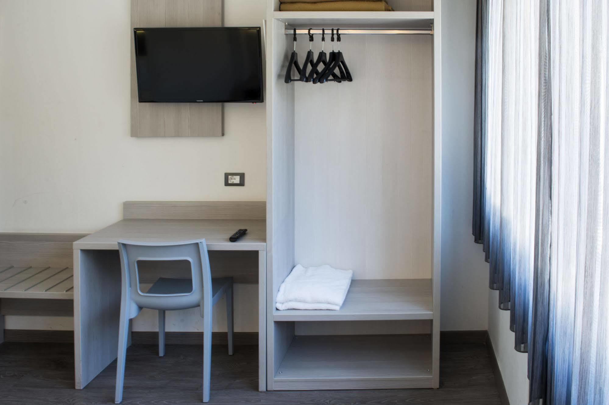Hotel Ariston Bolzano Esterno foto